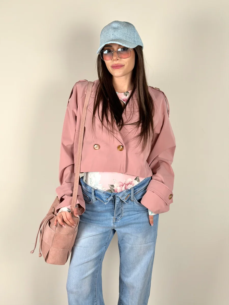 Trench crop rosa