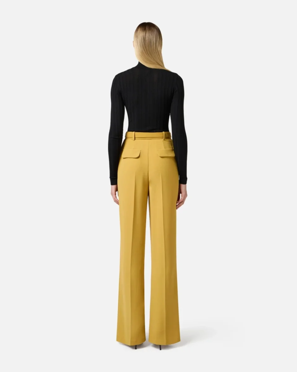 Pantaloni in crêpe leggero con cintura - immagine 4