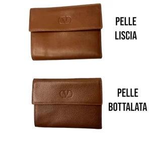 Valentino Portafoglio chiusura bottone - vera pelle liscia e bottalata - marrone