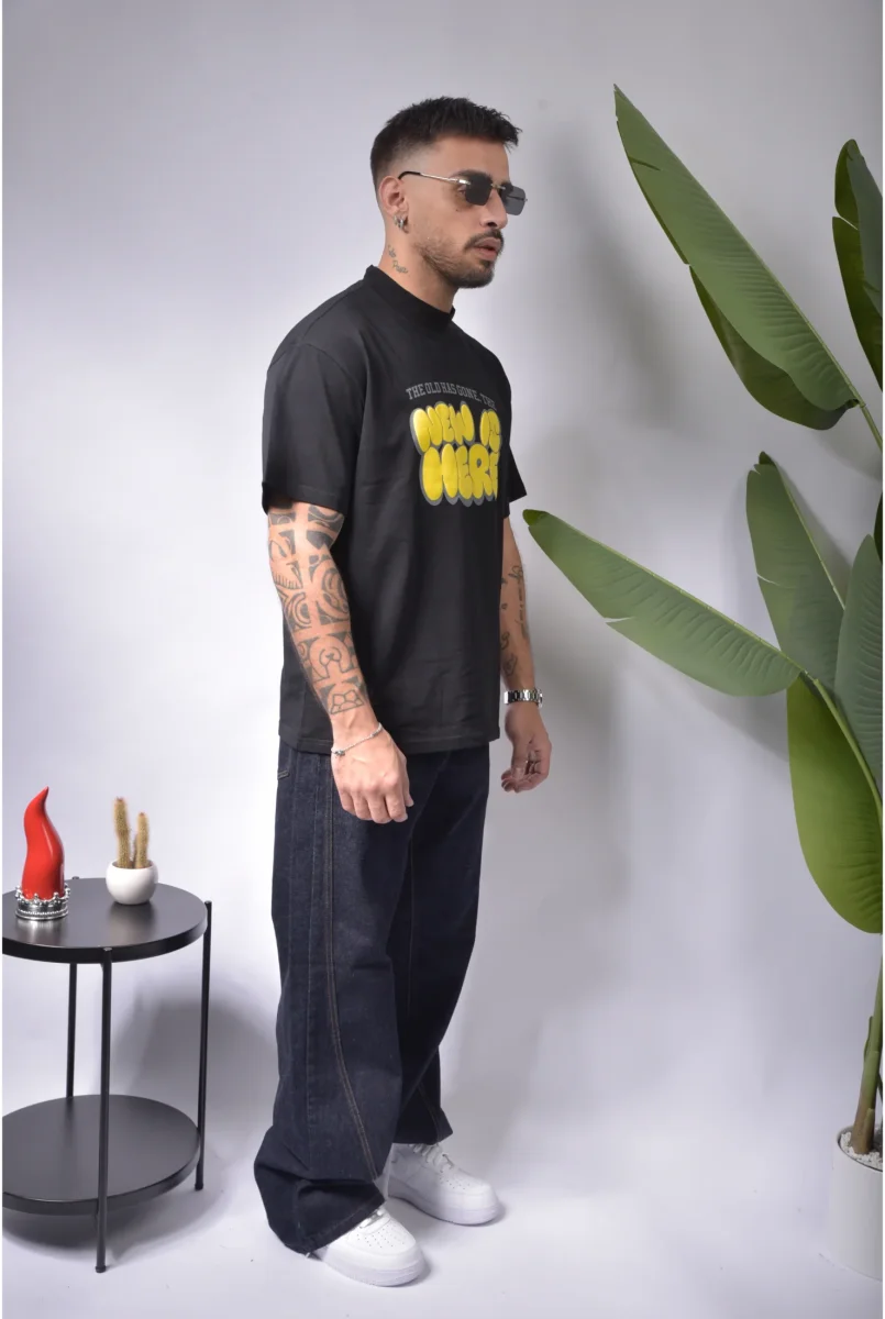 T-shirt NEW IS HERE - immagine 9