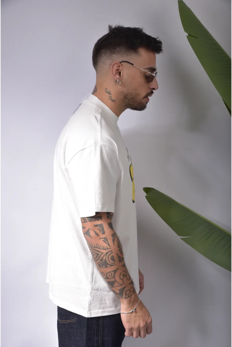 T-shirt NEW IS HERE - immagine 6