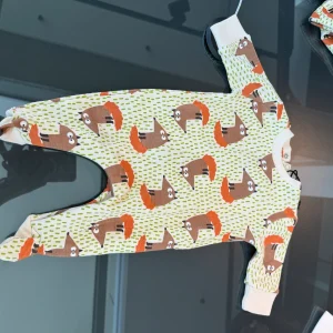 Aventiquattrore Tutina basic lupo