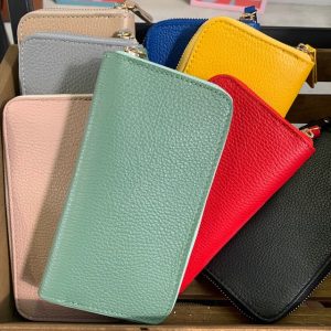 Portafogli grande con zip