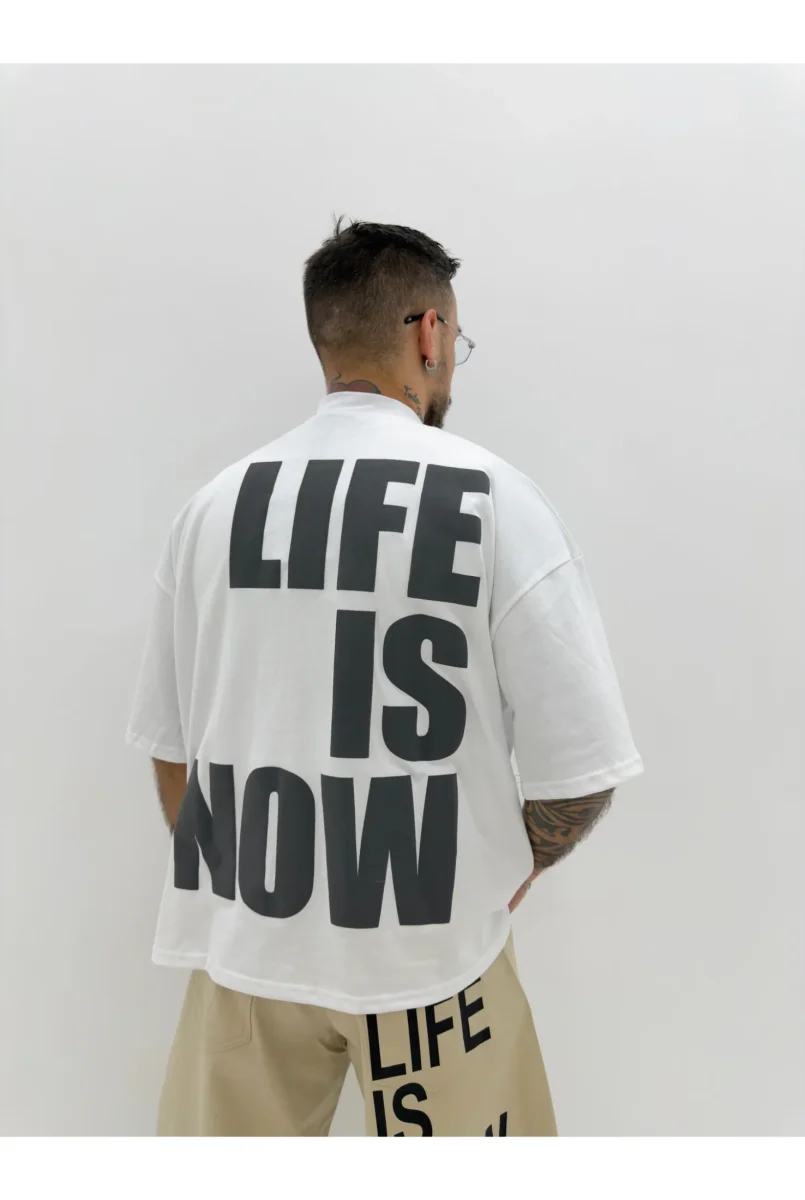 T-shirt PRESENT DAY x ANDERS '' LIFE IS NOW '' - immagine 3