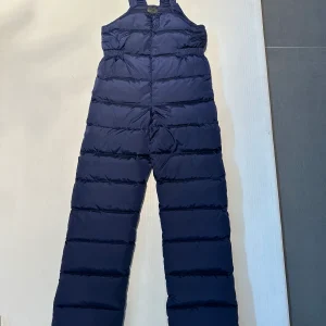 Ilgufo salopette imbottita con bretelle