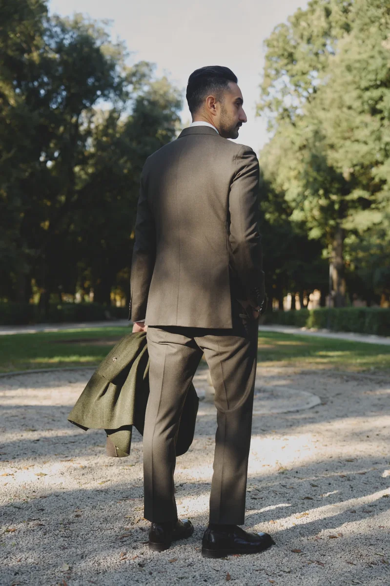 Abito doppiopetto - immagine 3