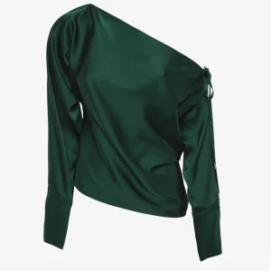 Blusa in satin con spalla scoperta