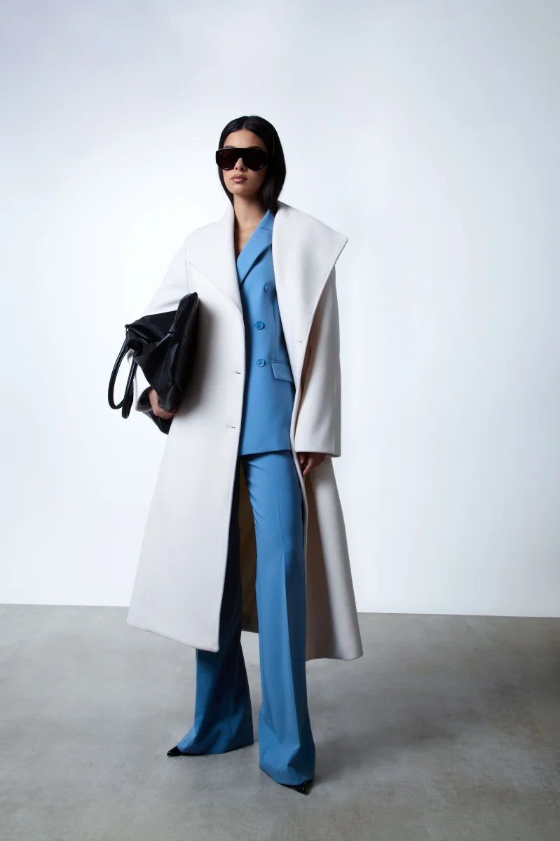 Pantaloni flare in tessuto tecnico - immagine 6