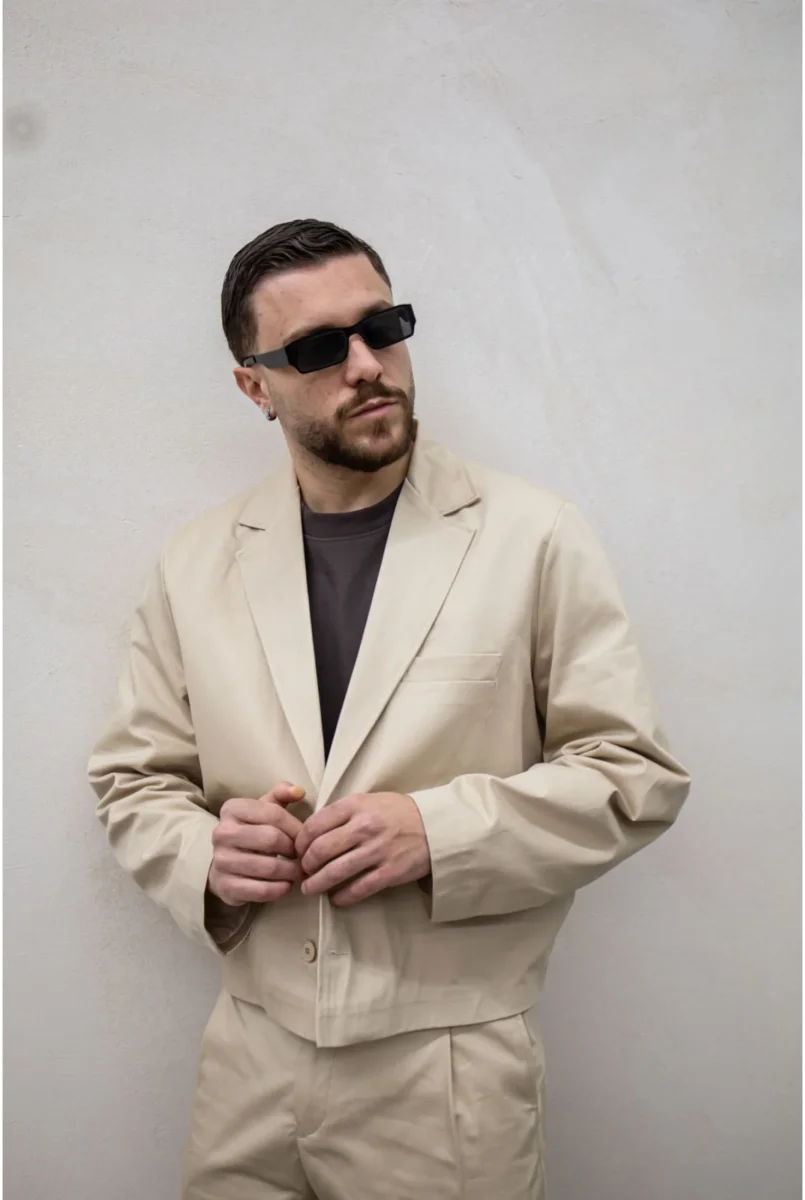 Giacca boxy PRESENT DAY bull (vari colori ) - immagine 5