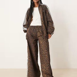 Adidas Tuta Leopardata  Donna OVERSIZE