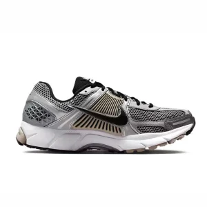 Nike Zoom Vomero 5 'College Gray'