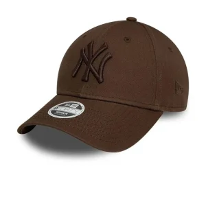 90FORTY Donna Marrone